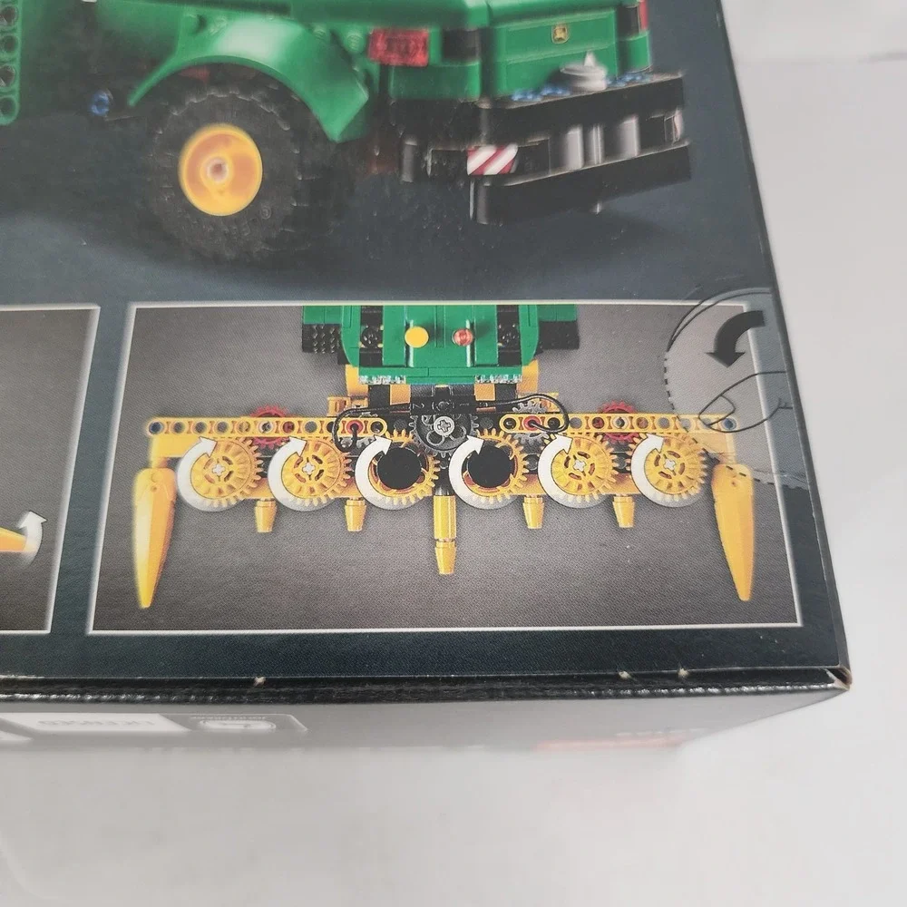 LEGO Technic 42168 John Deere 9700 Forage Harvester Sealed 559 PCS
